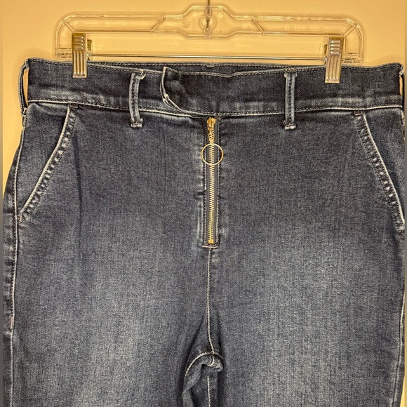 True Religion Fey High Rise Modern Flare Jeans size 33 - Picture 3 of 10